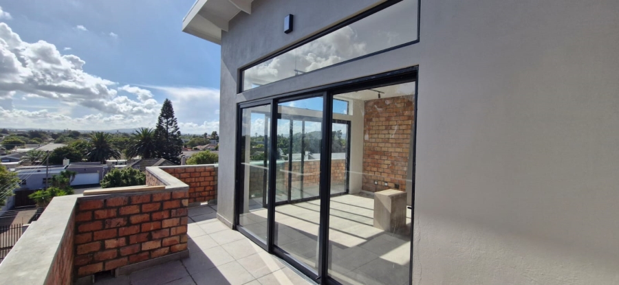 2 Bedroom Property for Sale in Table View Western Cape